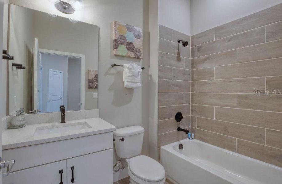 Furnished interior view inside a new home in , Kissimmee (Image 4).