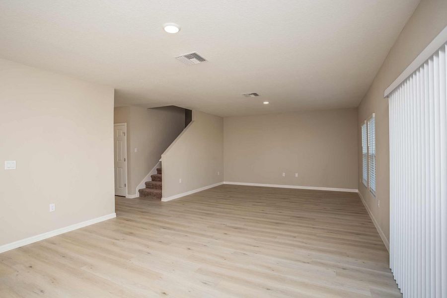 Spacious, unfurnished interior of a new home in Lawson Dunes, Haines City (Image 17). Spacious, unfurnished interior of a new home in Lawson Dunes, Haines City (Image 17).