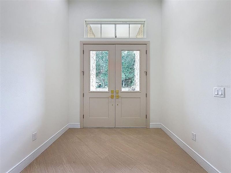 Spacious, unfurnished interior of a new home in , Homosassa (Image 79). Spacious, unfurnished interior of a new home in , Homosassa (Image 79).