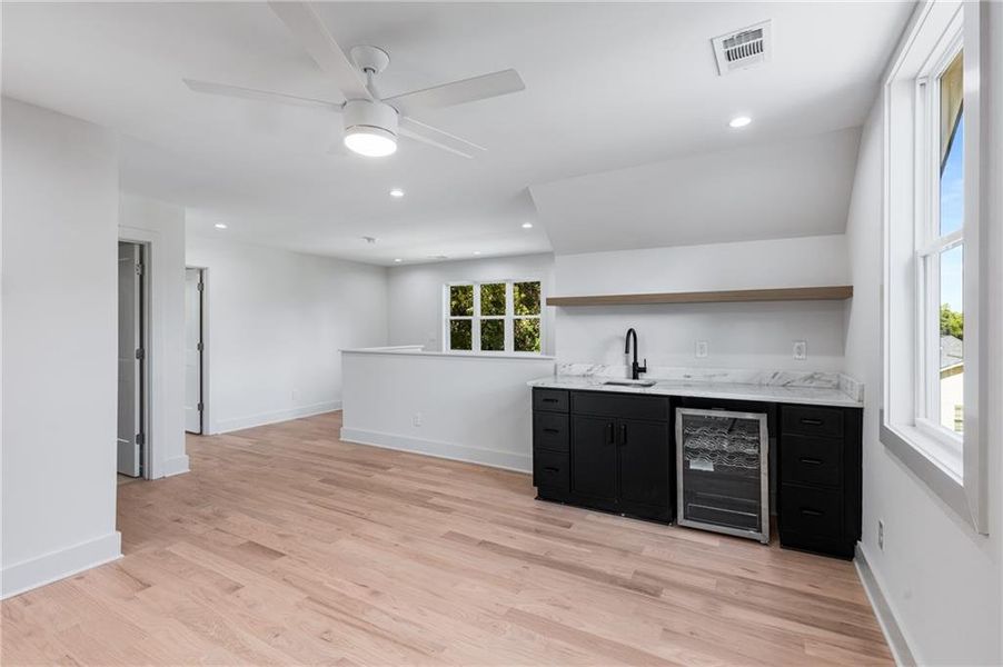 Image 43 of a home in .