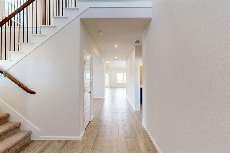 Image 38 of a home in Kings Way.