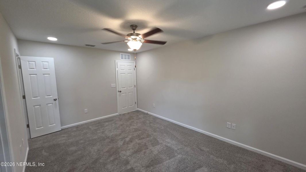 Spacious, unfurnished interior of a new home in , Jacksonville (Image 14).