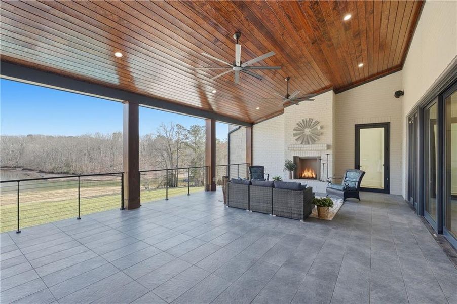Exterior details and patio area of a home in , Gainesville (Image 42).