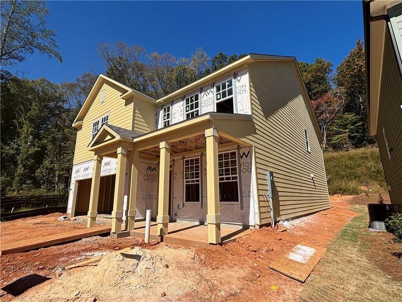 Exterior details and patio area of a home in Creekside, Dawsonville (Image 22).
