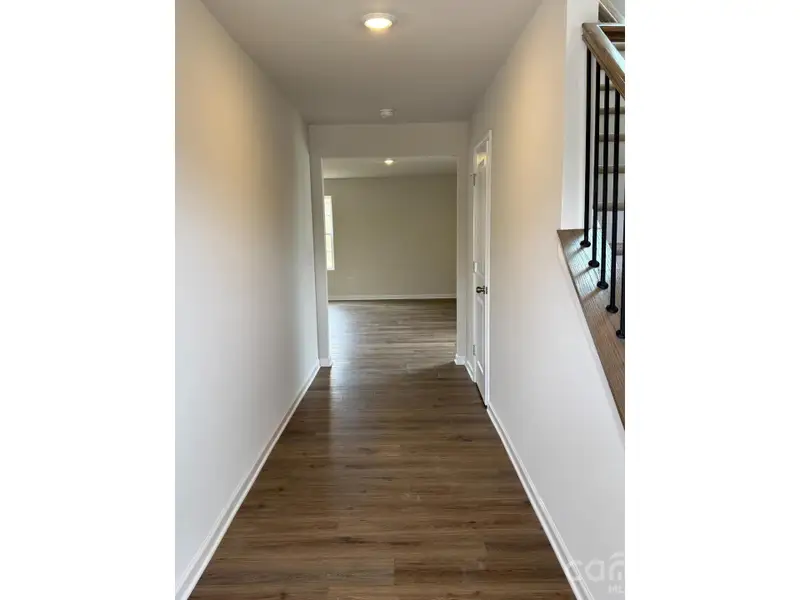 Spacious, unfurnished interior of a new home in Cleveland Hill, Shelby (Image 8).