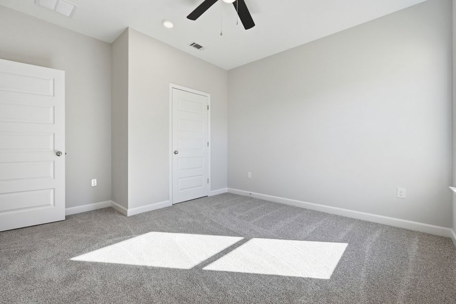 Spacious, unfurnished interior of a new home in McCarthy Estates, Defuniak Springs (Image 31). Spacious, unfurnished interior of a new home in McCarthy Estates, Defuniak Springs (Image 31).