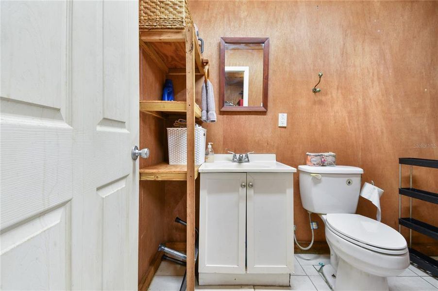 Furnished interior view inside a new home in , Ona (Image 45).