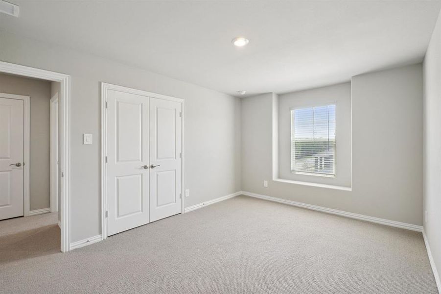 Photo is not of the actual home, but is an inspirational photo of builder’s model home and may depict options, furnishings, and/or decorator features that are not included.