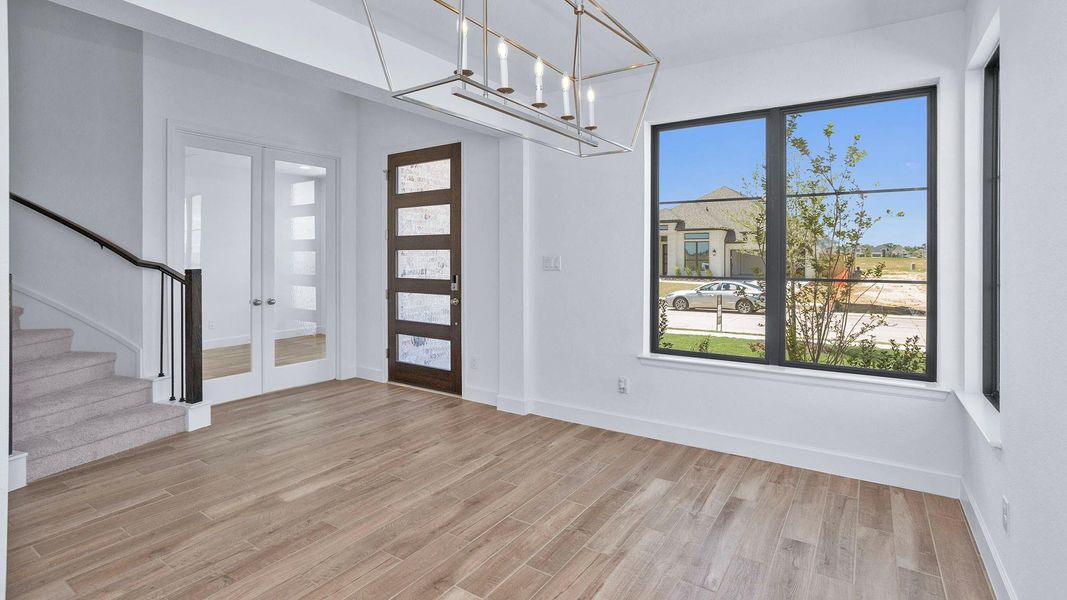 Spacious, unfurnished interior of a new home in Everly, Tomball (Image 14).