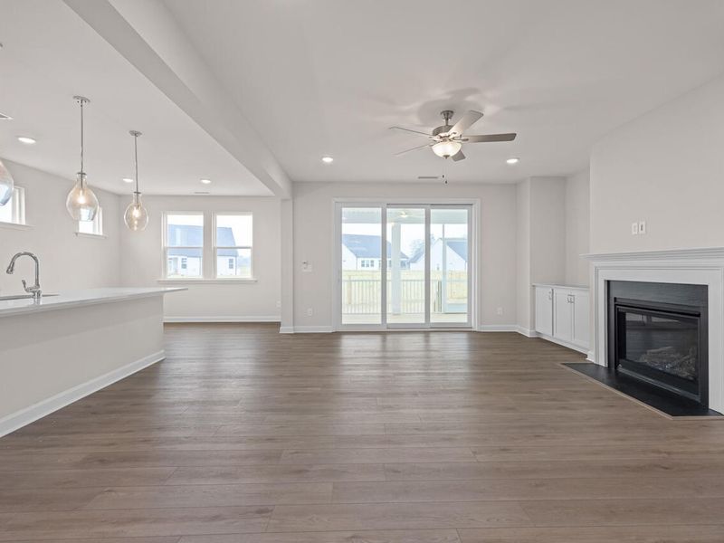 Spacious, unfurnished interior of a new home in Tobacco Road, Angier (Image 14).