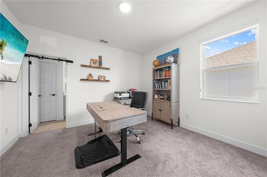 Furnished interior view inside a new home in Eden at Crossprairie, St. Cloud (Image 51).