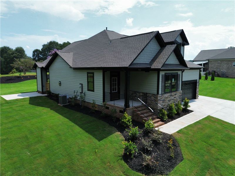 Image 29 of a home in Cross Creek Golf Club.