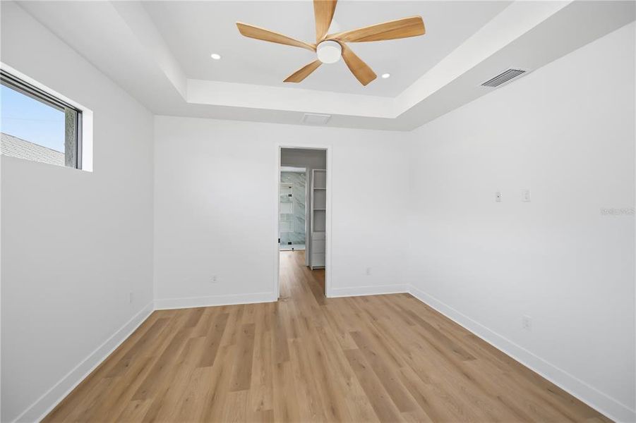 Spacious, unfurnished interior of a new home in , Port Charlotte (Image 69). Spacious, unfurnished interior of a new home in , Port Charlotte (Image 69).