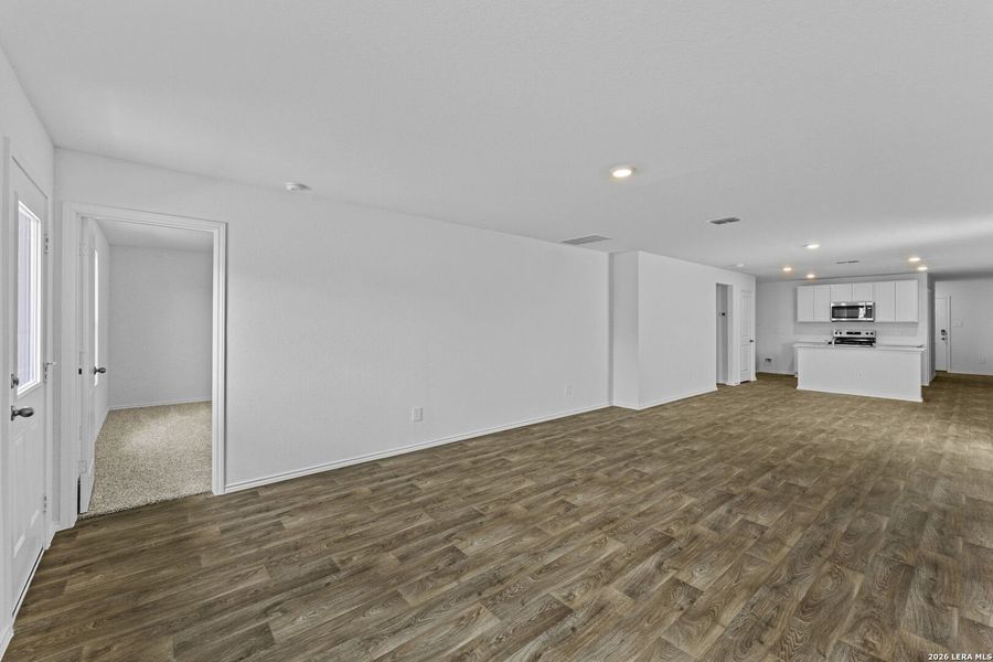 Spacious, unfurnished interior of a new home in Sereno Springs, Converse (Image 15). Spacious, unfurnished interior of a new home in Sereno Springs, Converse (Image 15).