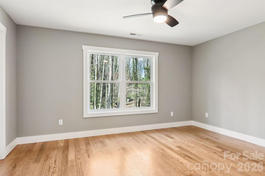Spacious, unfurnished interior of a new home in , Hendersonville (Image 23).