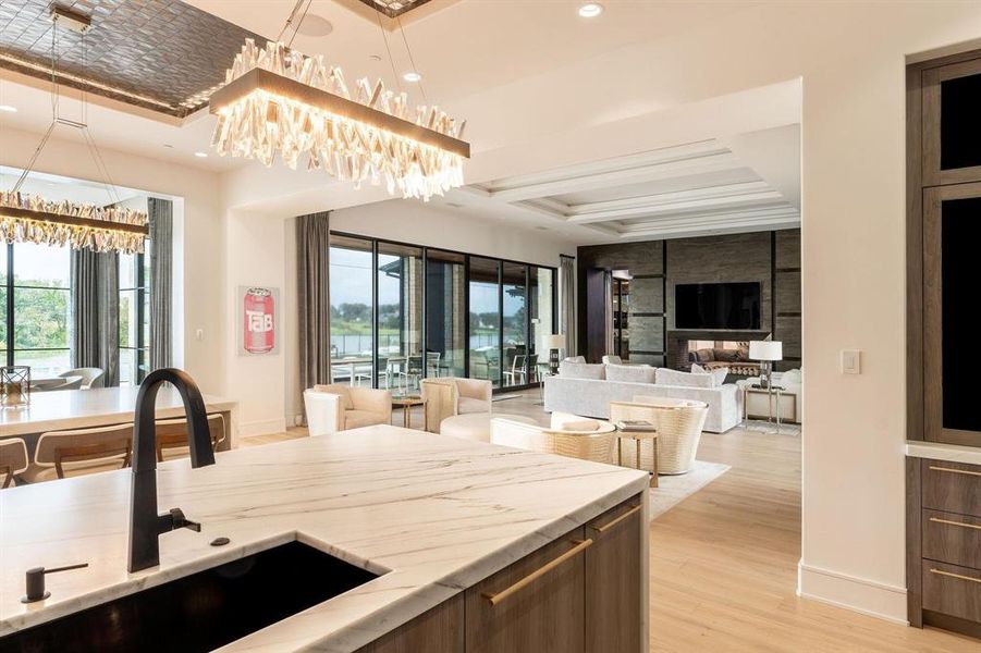 Community amenities in , Westlake (Image 12).