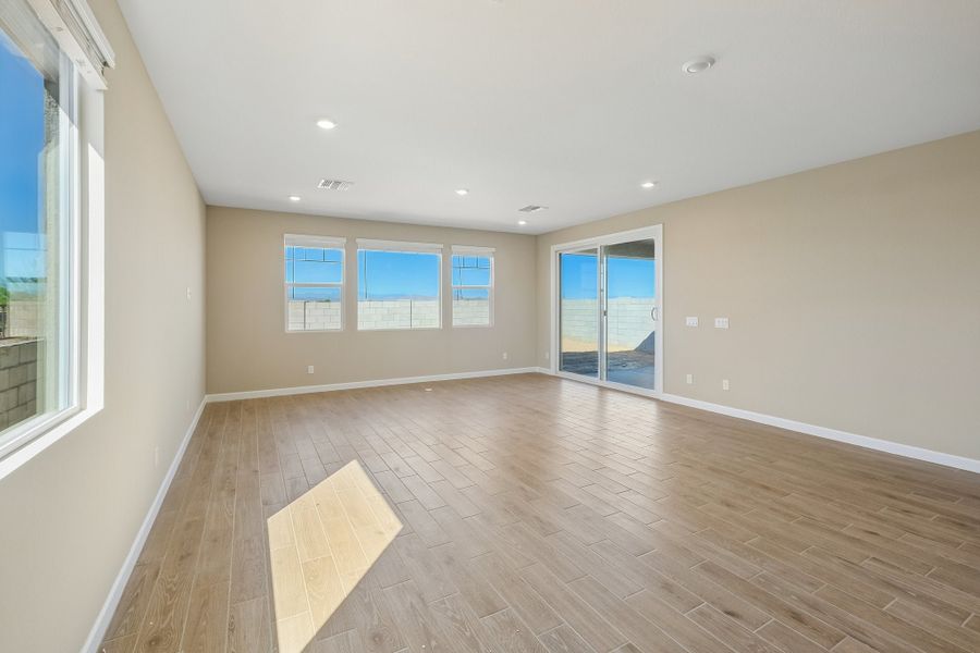 New Home in Surprise, AZ.  - Slide 4