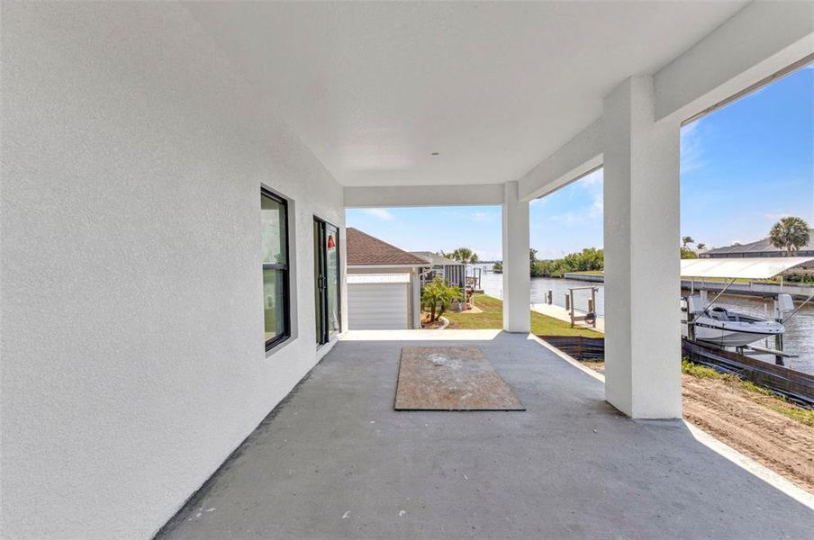 Exterior details and patio area of a home in , Port Charlotte (Image 27).