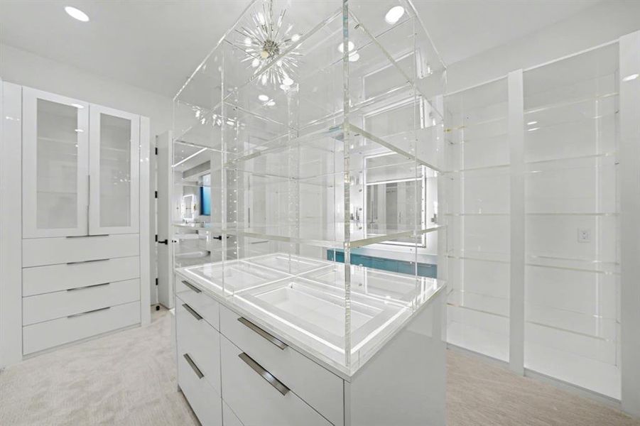 Image 33 of a home in .