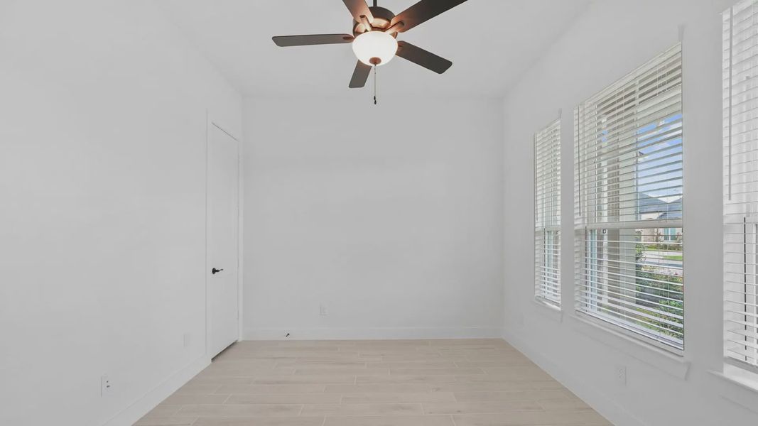 Representative unfurnished interior of a home built from the Shenandoah by Chesmar Homes in Berry Creek Highlands, Georgetown (Image 16). Representative unfurnished interior of a home built from the Shenandoah by Chesmar Homes in Berry Creek Highlands, Georgetown (Image 16).
