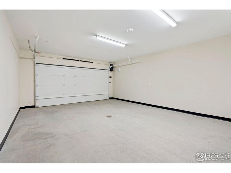 Spacious, unfurnished interior of a new home in , Loveland (Image 26).