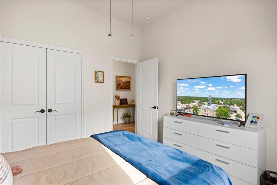 Furnished interior view inside a new home in Abe's Landing, Granbury (Image 33). Furnished interior view inside a new home in Abe's Landing, Granbury (Image 33).