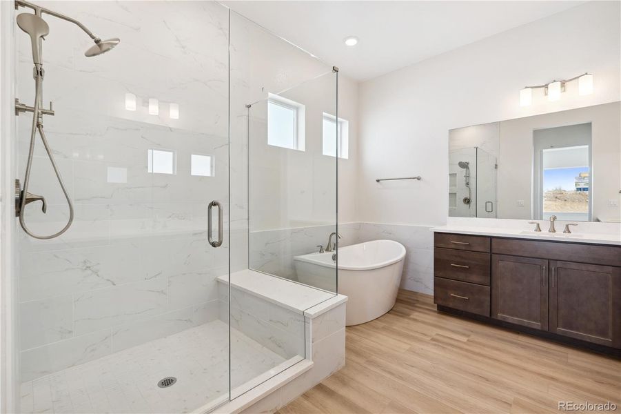 Furnished interior view inside a new home in Retreat at The Canyons, Castle Pines (Image 5). Furnished interior view inside a new home in Retreat at The Canyons, Castle Pines (Image 5).