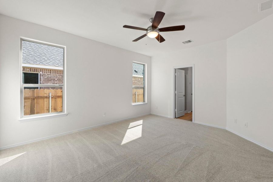 Spacious, unfurnished interior of a new home in Salerno - Heritage Collection, Round Rock (Image 20). Spacious, unfurnished interior of a new home in Salerno - Heritage Collection, Round Rock (Image 20).