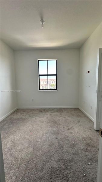 Spacious, unfurnished interior of a new home in , Homestead (Image 9).