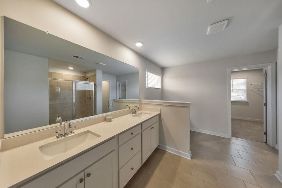 Furnished interior view inside a new home in Conner Farm, Dawsonville (Image 16).