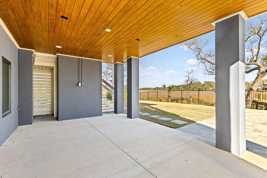 Exterior details and patio area of a home in , Charleston (Image 43).