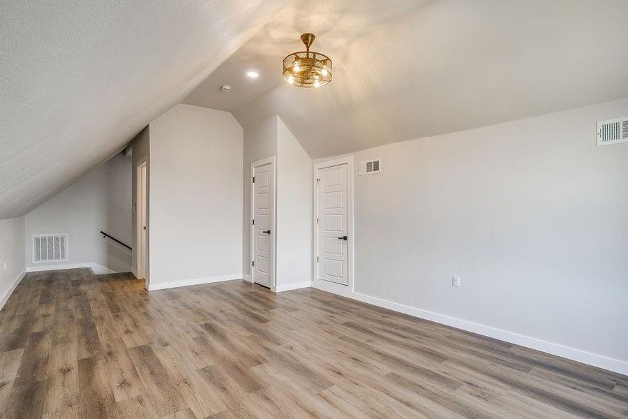 Spacious, unfurnished interior of a new home in , Glen Rose (Image 18).