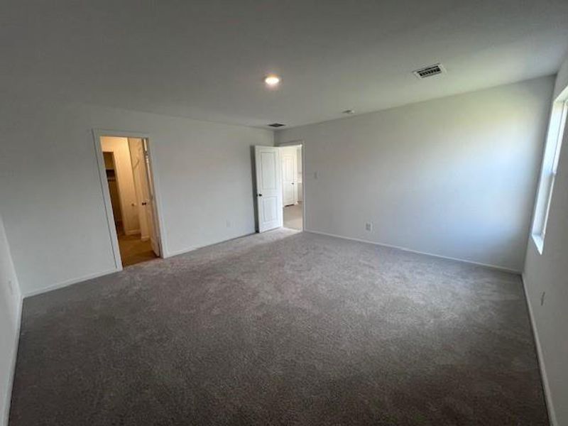 **Photos are representative only. This is not the actual home.** **Photos are representative only. This is not the actual home.**