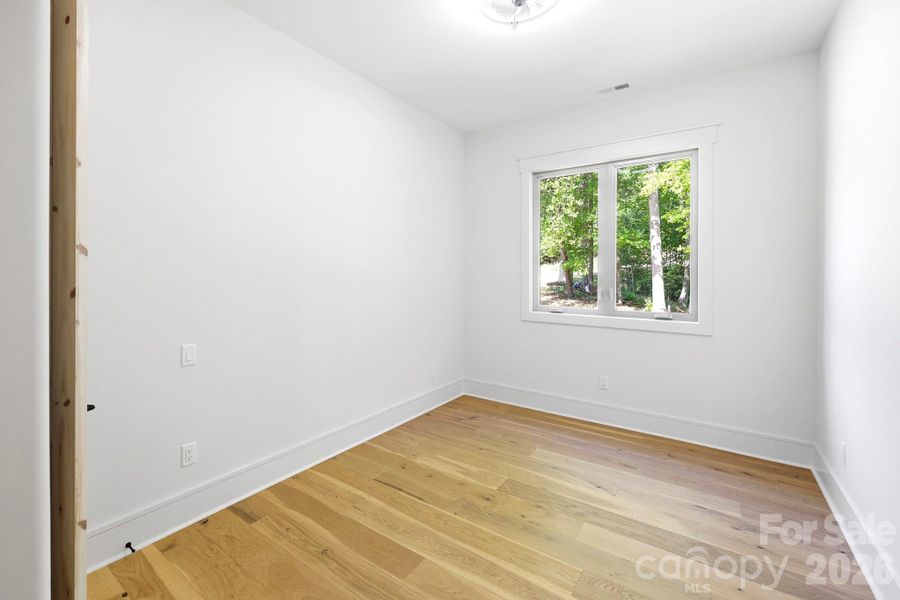 Spacious, unfurnished interior of a new home in , Lake Lure (Image 19).