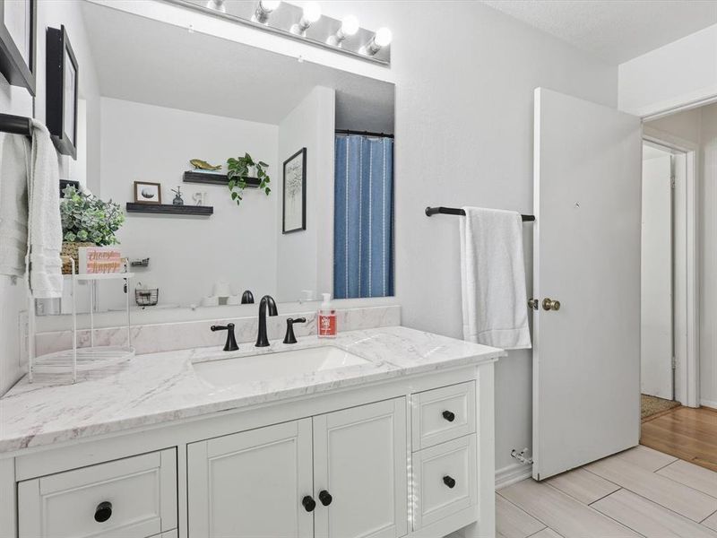 Furnished interior view inside a new home in , Paradise (Image 11).