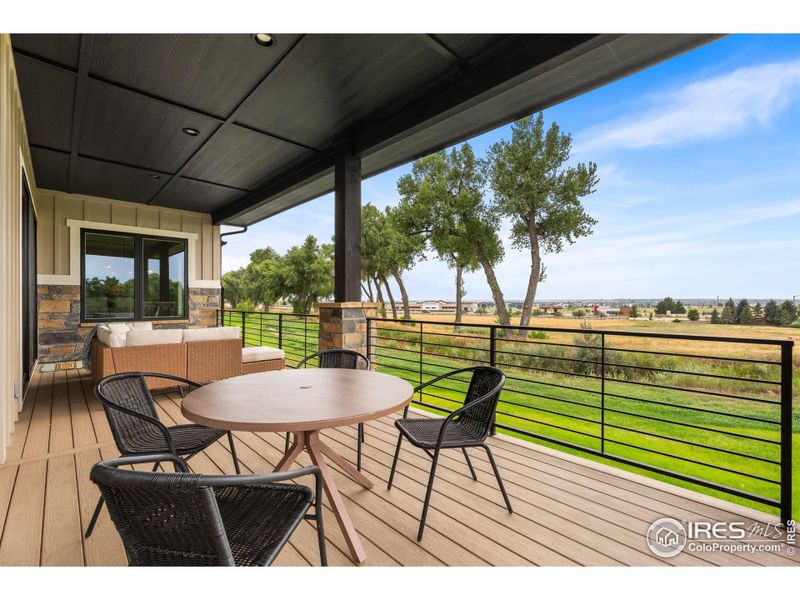 Plenty of room to dine and relax