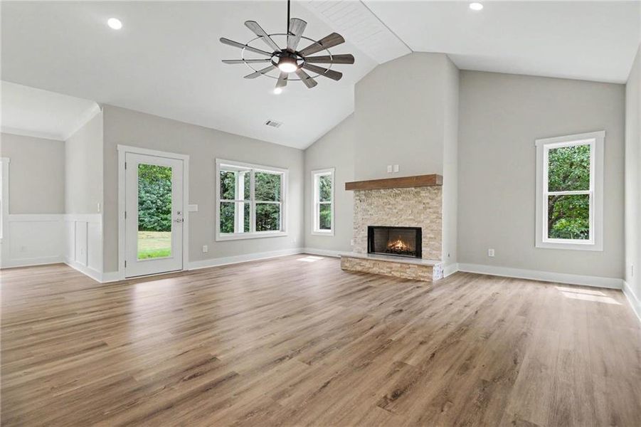Spacious, unfurnished interior of a new home in , Clermont (Image 15). Spacious, unfurnished interior of a new home in , Clermont (Image 15).