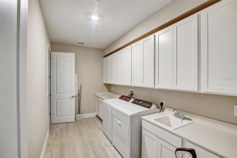 Furnished interior view inside a new home in Legends Preserve - Reserve Series, Daytona Beach (Image 18).