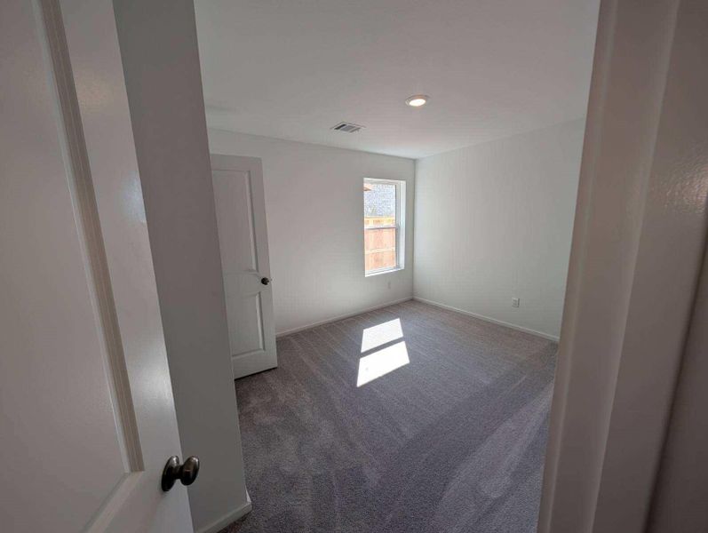 Not actual home, pictures representative of same elevation* Not actual home, pictures representative of same elevation*