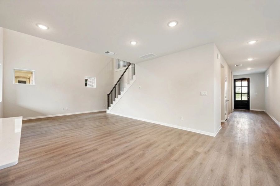 Spacious, unfurnished interior of a new home in La Cima, San Marcos (Image 11). Spacious, unfurnished interior of a new home in La Cima, San Marcos (Image 11).
