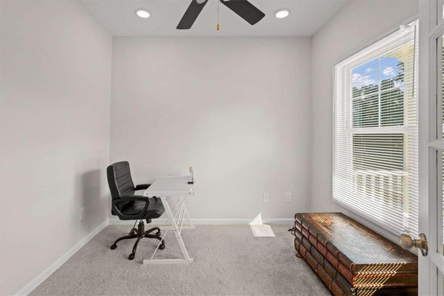 Furnished interior view inside a new home in , Villa Rica (Image 11).