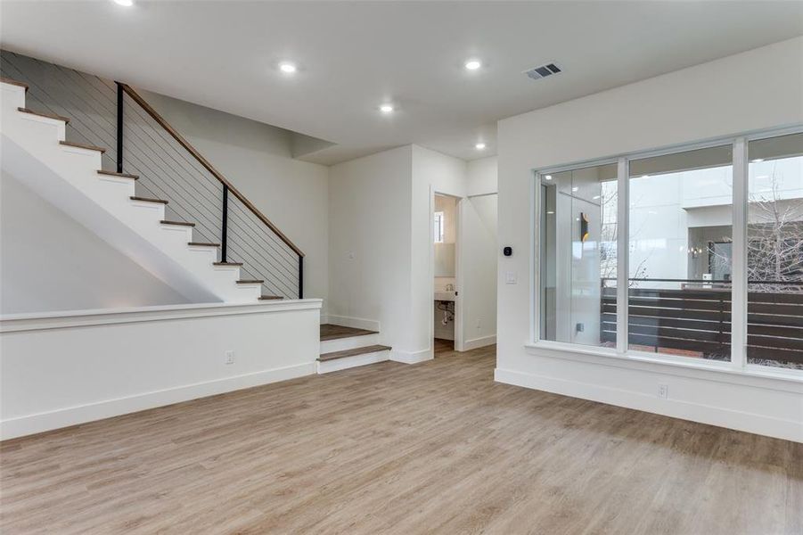 Spacious, unfurnished interior of a new home in , Fort Worth (Image 17).