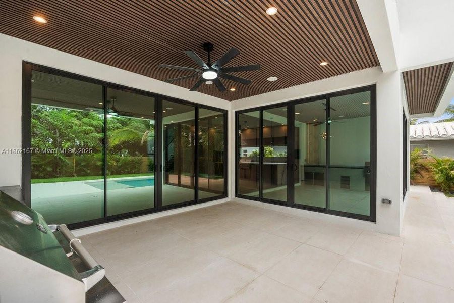 Furnished interior view inside a new home in , Fort Lauderdale (Image 14).