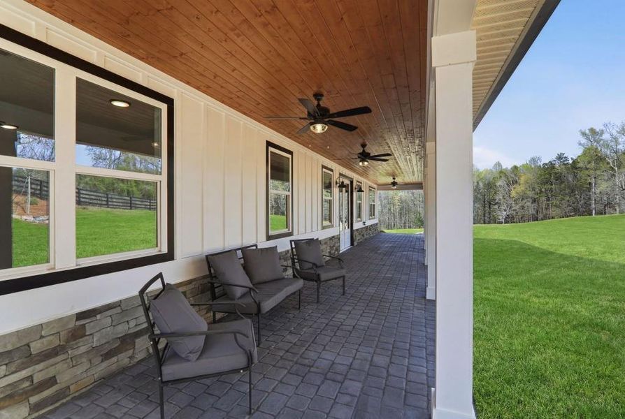 Exterior details and patio area of a home in , Senoia (Image 45).