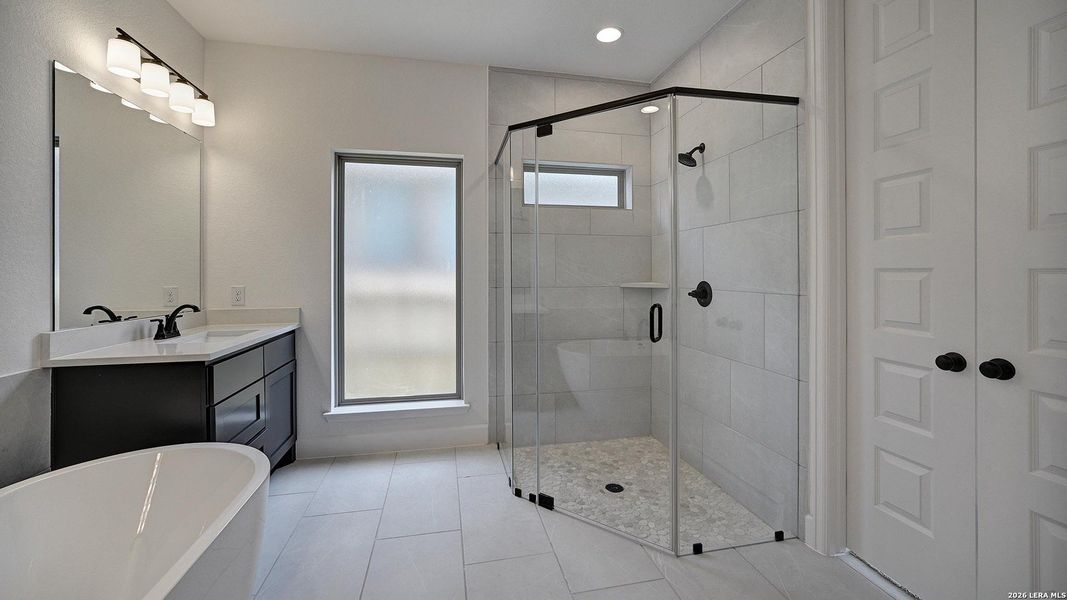 Furnished interior view inside a new home in Corley Farms, Boerne (Image 10).