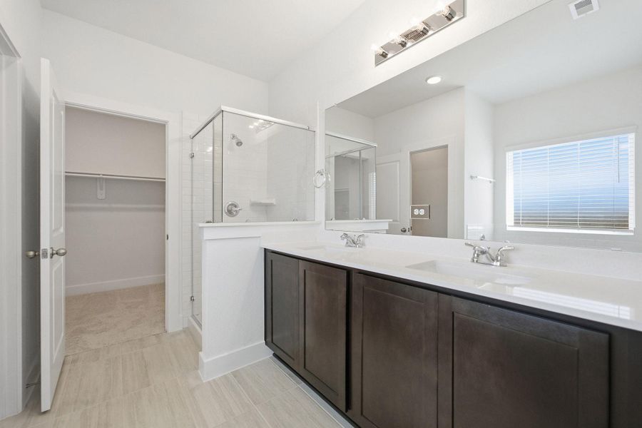 Furnished interior view inside a new home in Cielo, Conroe (Image 8).