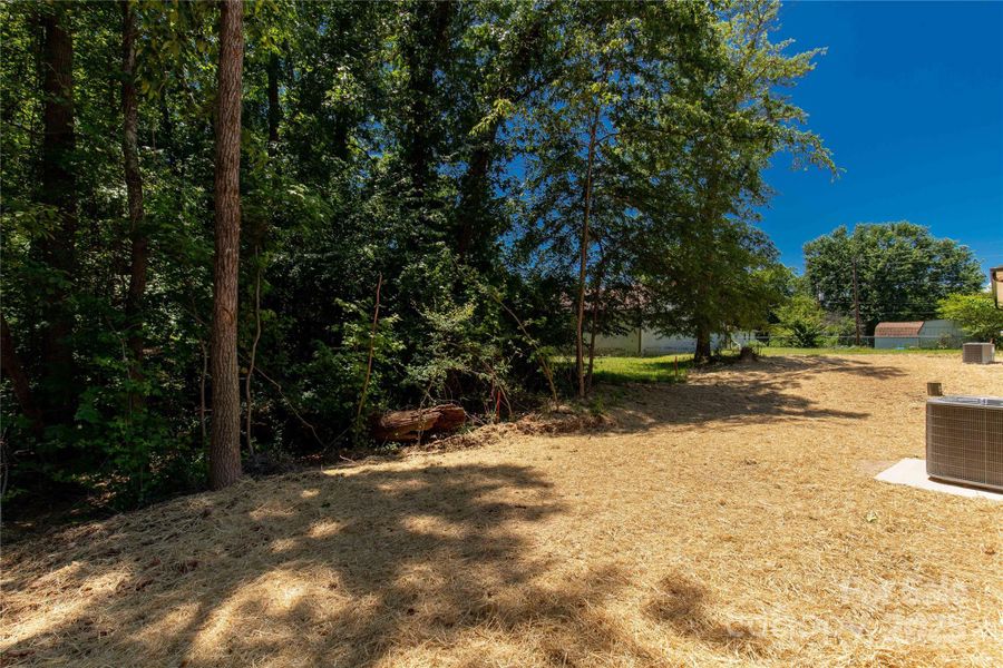 Image 21 of a home in .