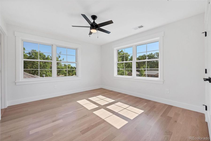 Spacious, unfurnished interior of a new home in , Denver (Image 21).
