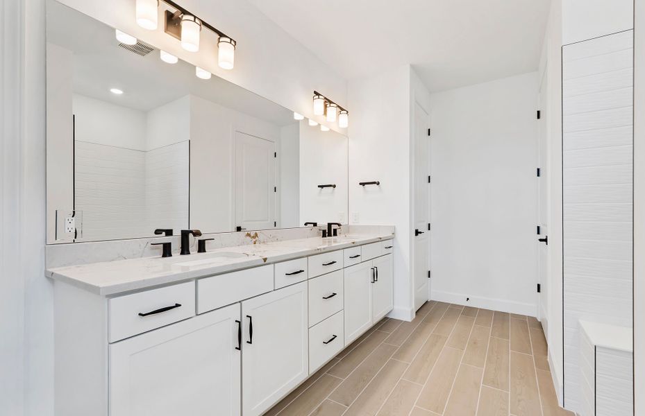 Furnished interior view inside a new home in Del Webb Naples, Ave Maria (Image 6).