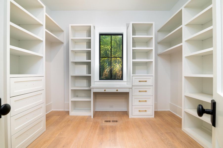 Image 41 of a home in .